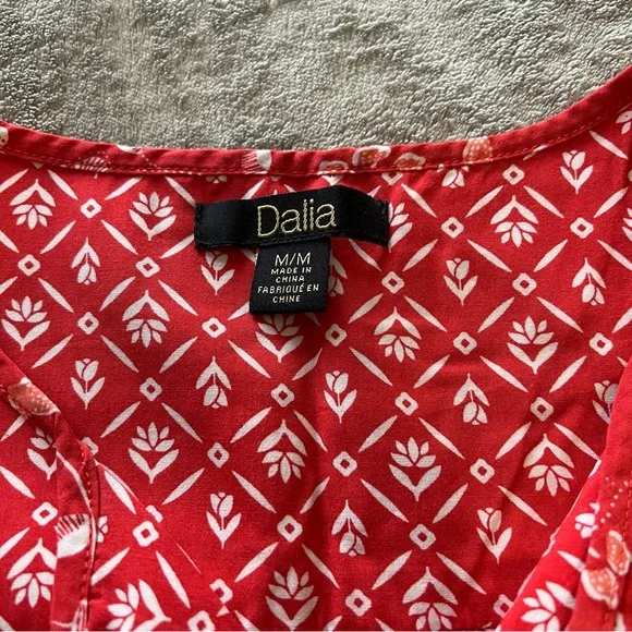 womens top - Picture 3 of 3